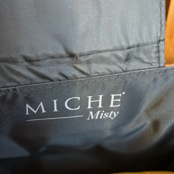 Miche Misty demi shell with matching straps - Picture 2 of 7